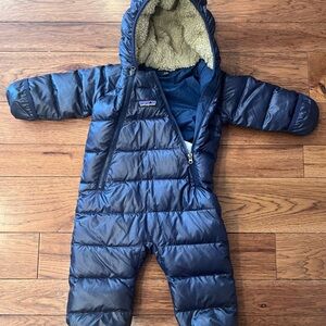 Patagonia Down (with fleece lined head) baby bunting
